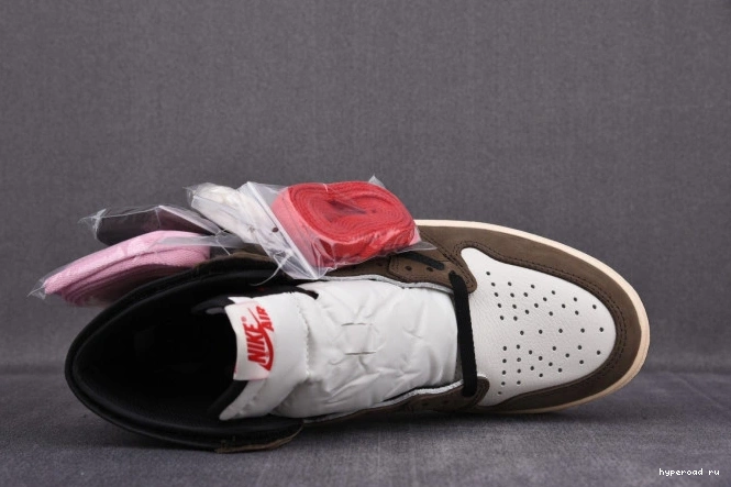 TS HIGH AIR CD4487-100 SCOTT' 'TRAVIS 2.0 OG 1 JORDAN SP - 0919